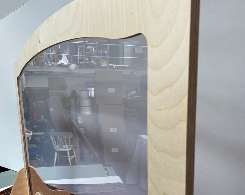 Wooden Frame Countertop Sneeze Screen - Image 3